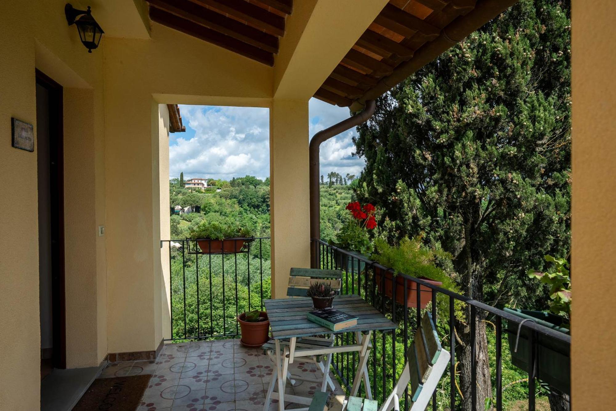 Holiday House Cuordinatura Apartment Montopoli in Val d'Arno Luaran gambar