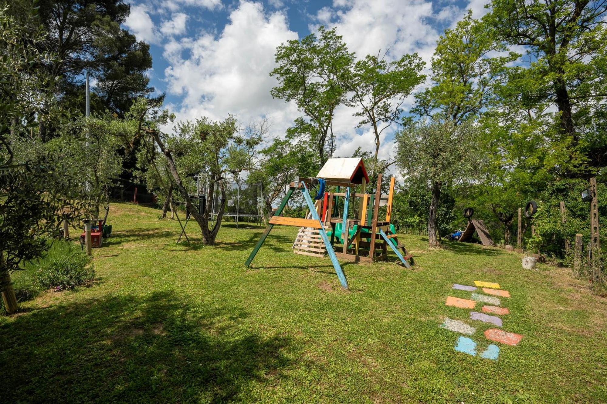 Holiday House Cuordinatura Apartment Montopoli in Val d'Arno Luaran gambar