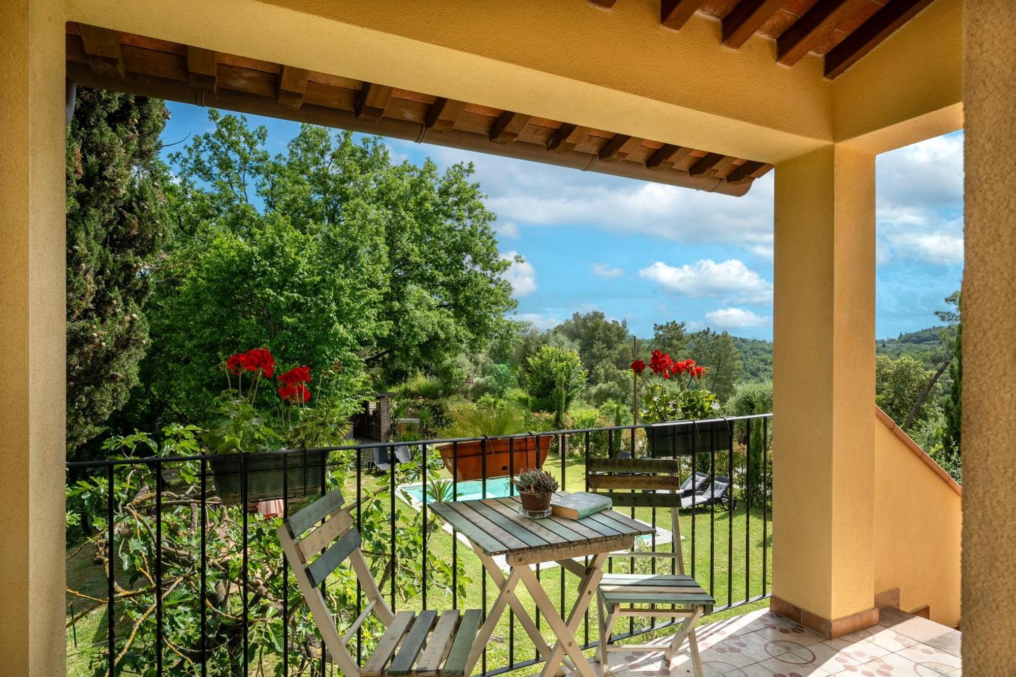 Holiday House Cuordinatura Apartment Montopoli in Val d'Arno Luaran gambar