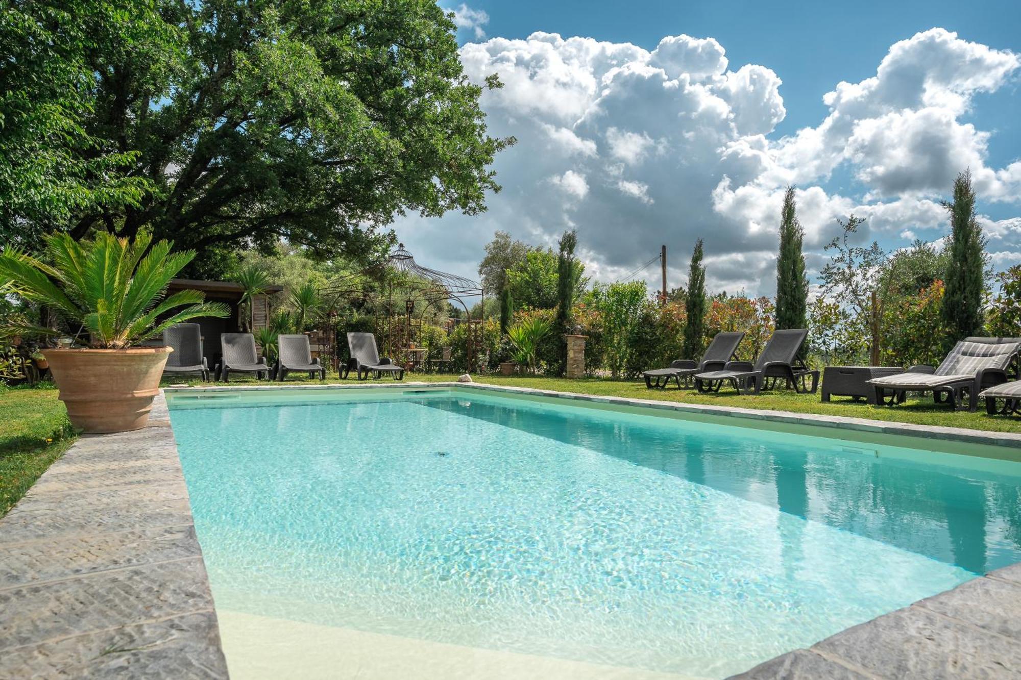 Holiday House Cuordinatura Apartment Montopoli in Val d'Arno Luaran gambar